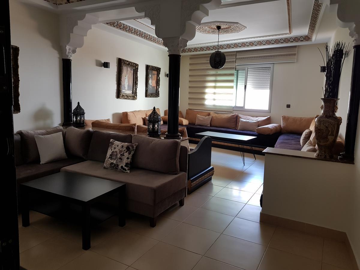 Fnideq Seaside Apartment Eksteriør bilde